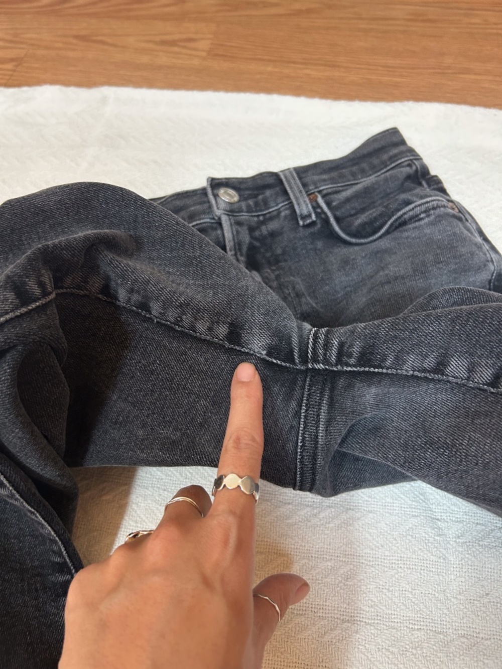 AGOLDE Harper Crop Jeans - black charcoal stretch Size 24 - Picture 10 of 13